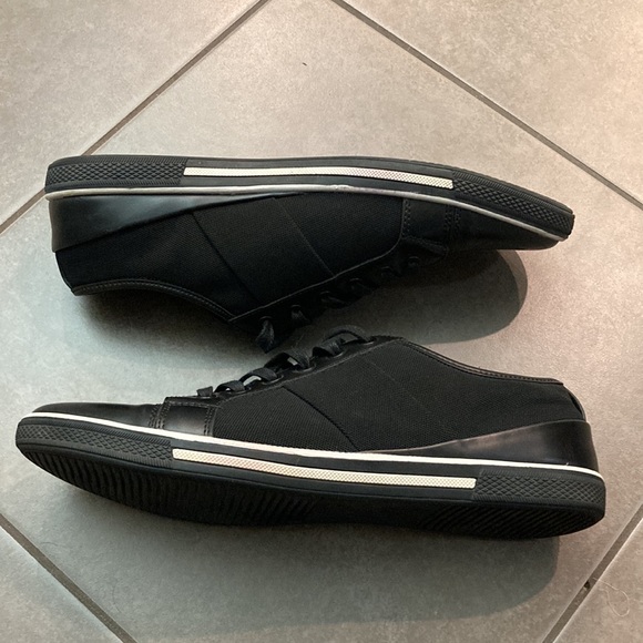 Kenneth Cole Unlisted - black mens sneaker - Picture 3 of 6